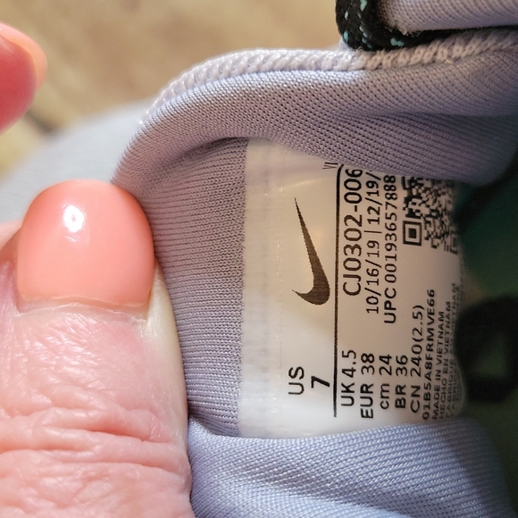 NIKE AIR ZOOM Size 7 - Picture 8 of 8
